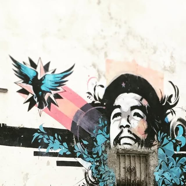 El #che is everywhere here! #cheguevara #streetart #havana #cuba #revolution #peace — Qatar reel by TripleF Qatar