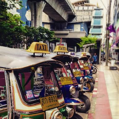 #tuktuk #fiesta #Bangkok #thailand — Qatar reel by TripleF Qatar