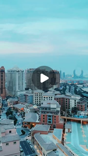 How many cars are in this video? 🚙  — Qatar reel by TripleF Qatar