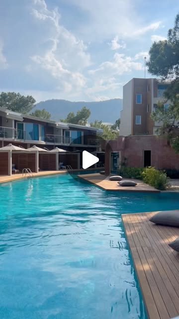 My top 5 reasons to stay at Rixos Sungate 👇 — Qatar reel by TripleF Qatar in thelandoflegends